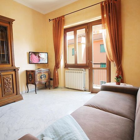 Monteverde Bright Apartment With Garage Rome Bagian luar foto