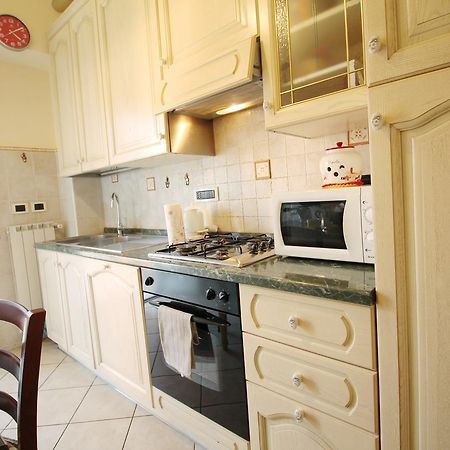 Monteverde Bright Apartment With Garage Rome Bagian luar foto