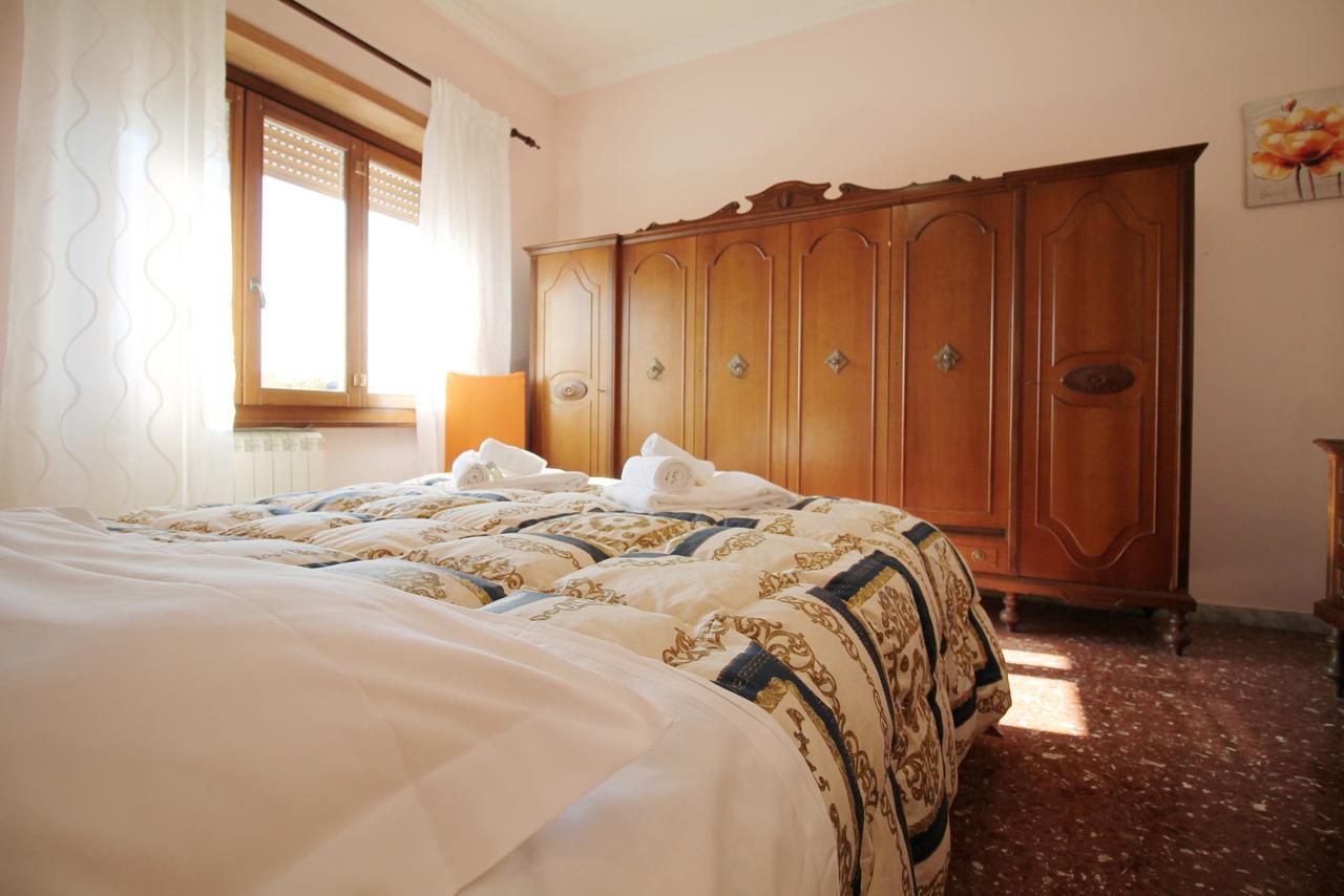 Monteverde Bright Apartment With Garage Rome Bagian luar foto